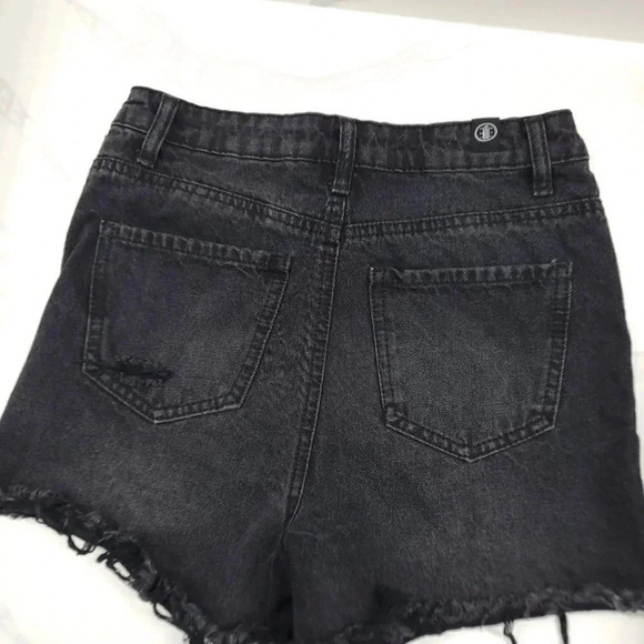 Elite Jeans Black Denim Shorts - Picture 7 of 8